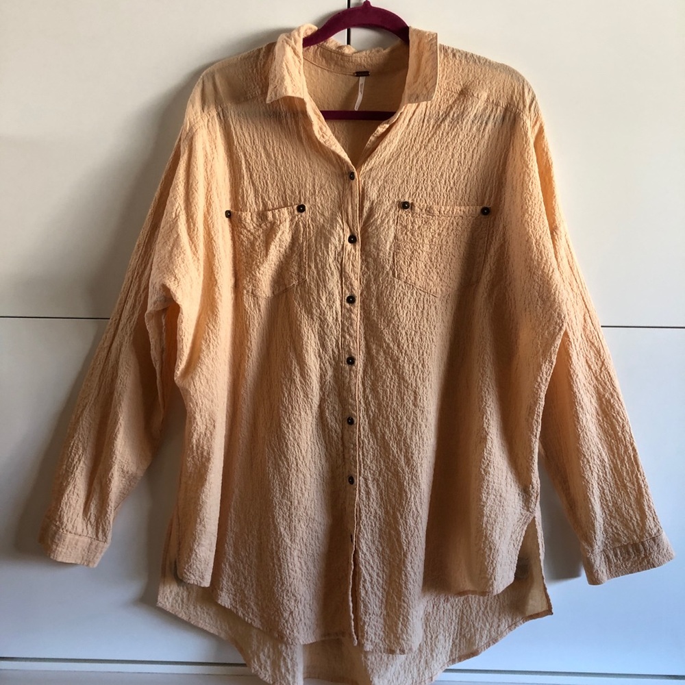 FREE PEOPLE BUTTON DOWN BLOUSE